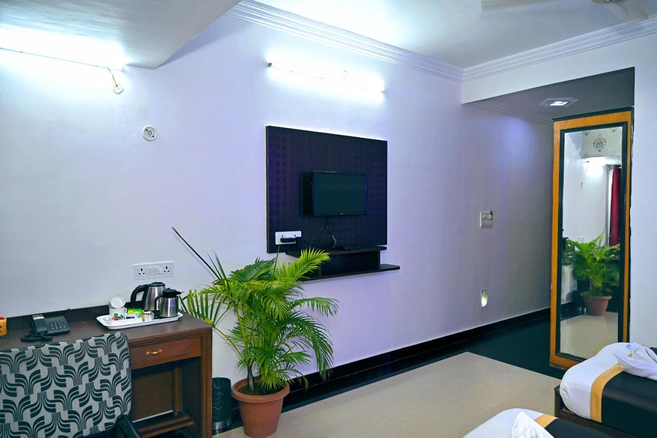 Hotel Rajhans International Bhāgalpur Eksteriør bilde