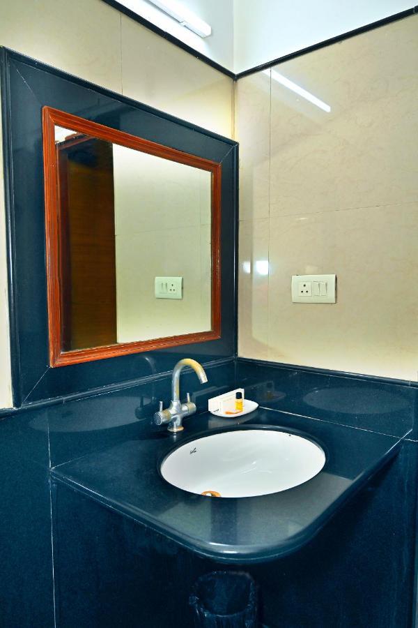 Hotel Rajhans International Bhāgalpur Eksteriør bilde