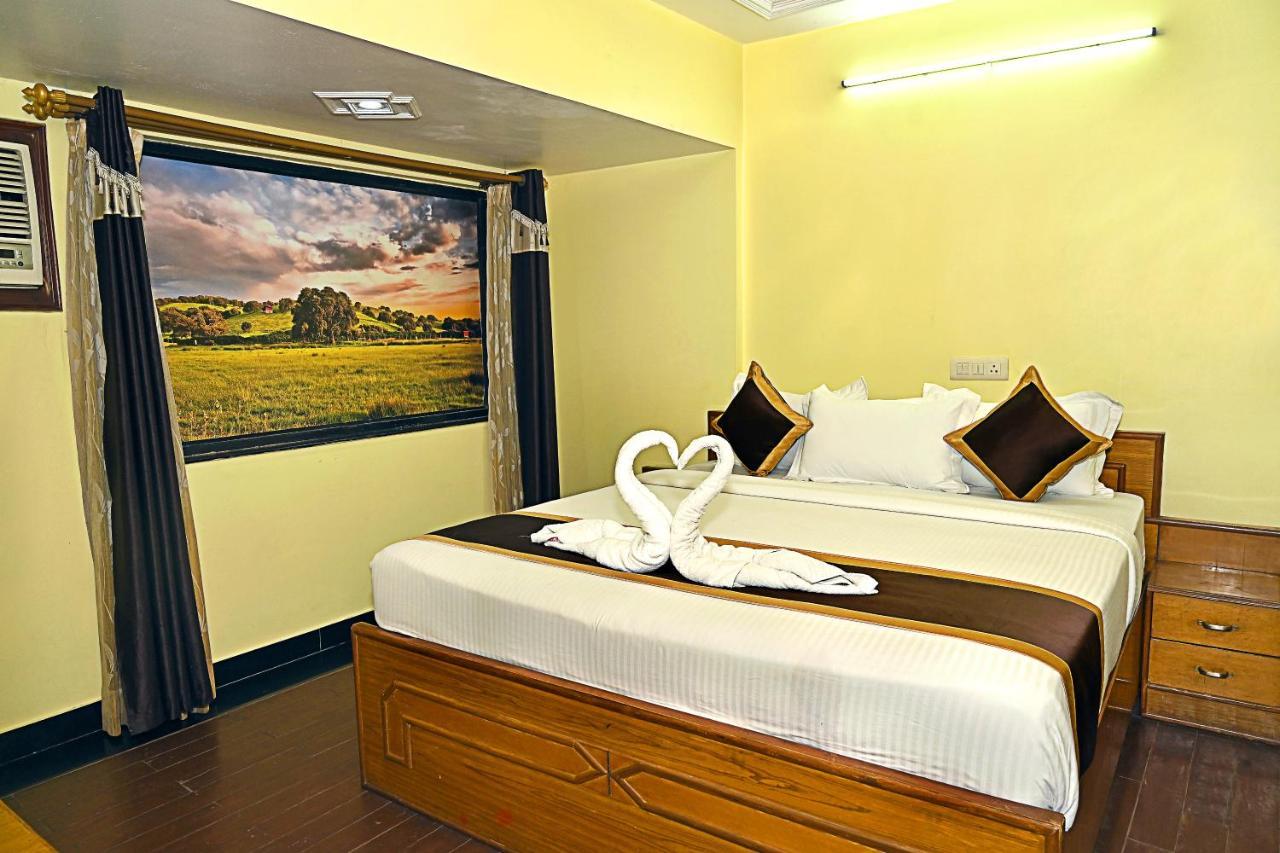 Hotel Rajhans International Bhāgalpur Eksteriør bilde