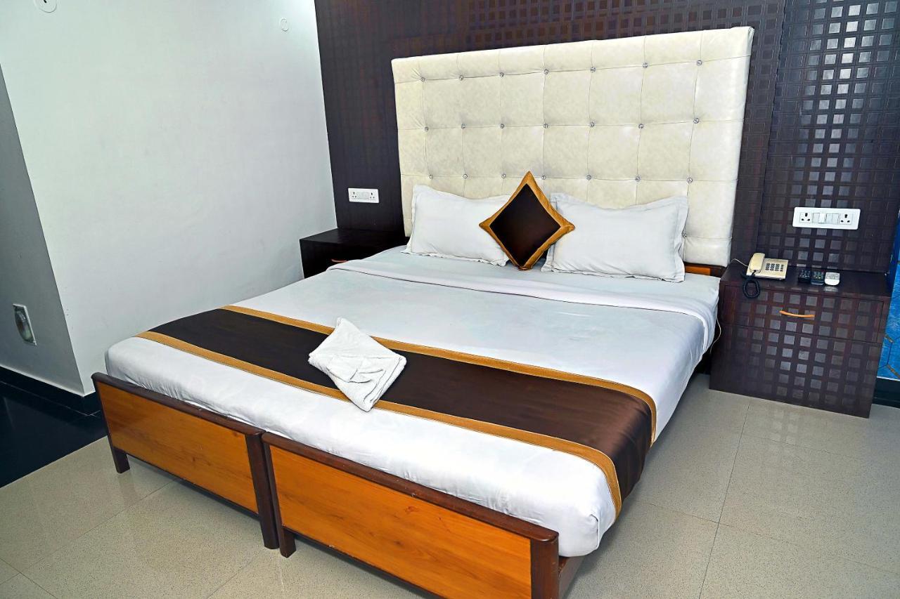 Hotel Rajhans International Bhāgalpur Eksteriør bilde