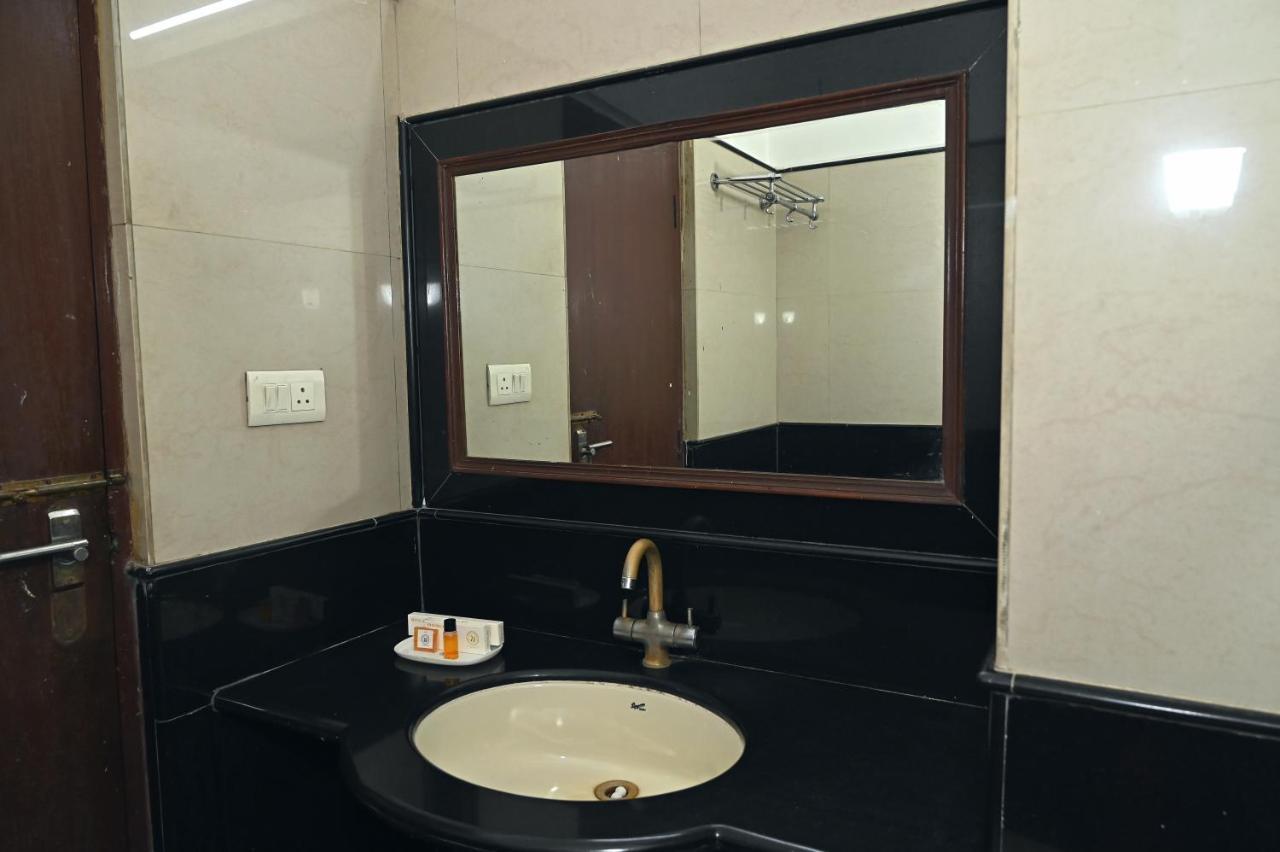 Hotel Rajhans International Bhāgalpur Eksteriør bilde