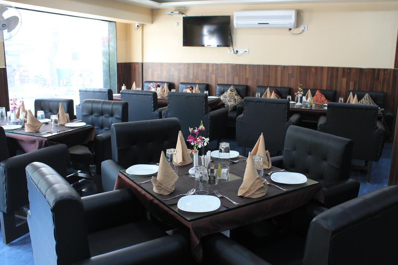 Hotel Rajhans International Bhāgalpur Eksteriør bilde