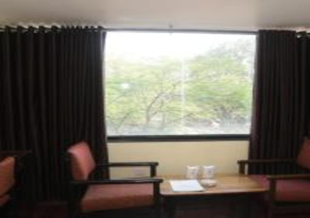 Hotel Rajhans International Bhāgalpur Eksteriør bilde